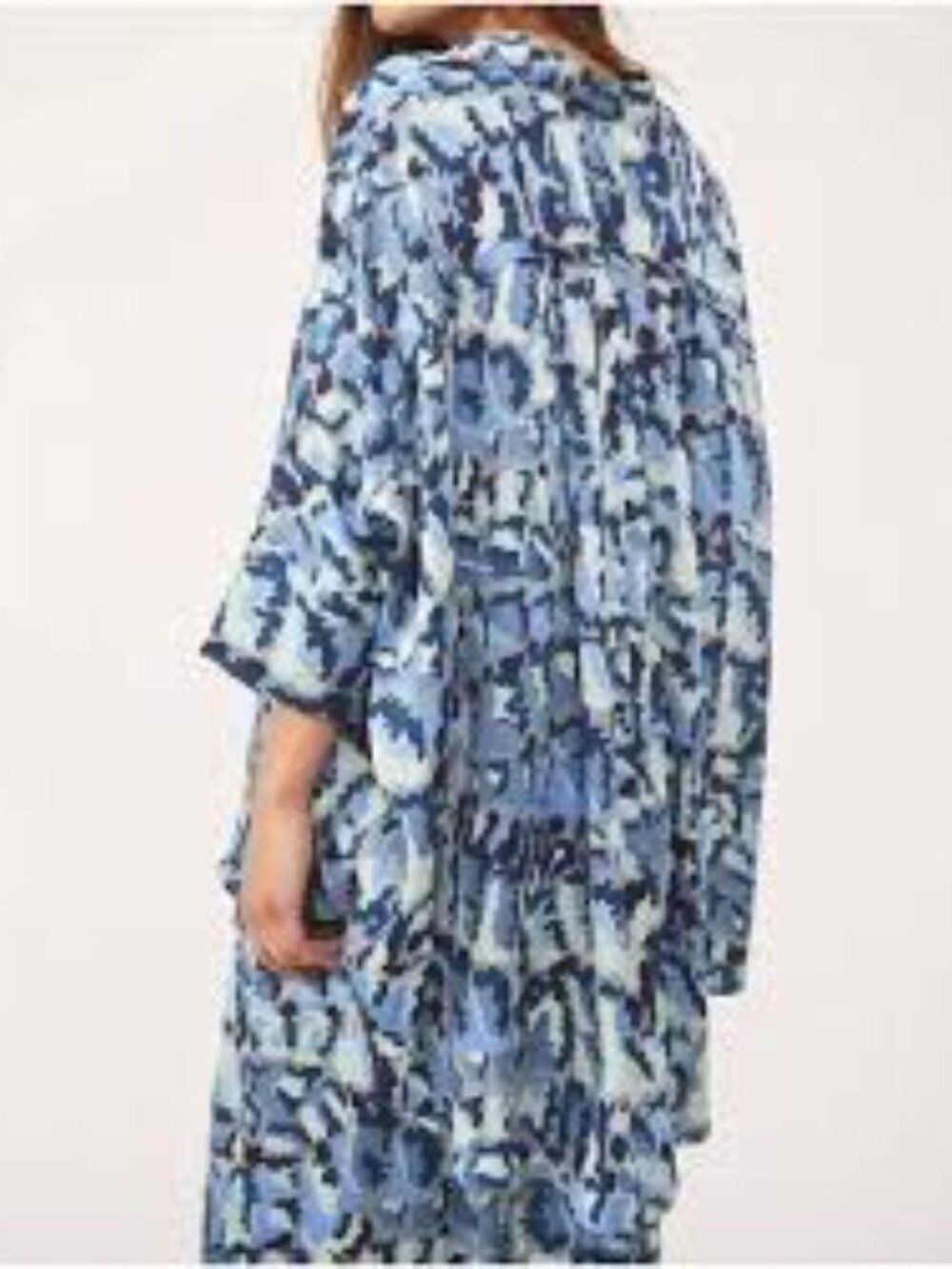 Free People Women’s Oversized Goddess Sleep Button-Down Shirt Size L - Picture 3 of 13